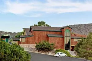 Topaz Lodge - 加德纳维尔