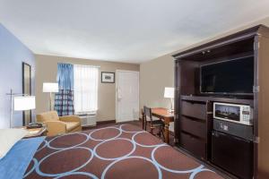 Super 8 by Wyndham Foley