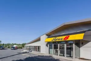 Super 8 by Wyndham Kirkland Lake - Rouyn