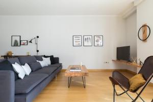 Stylish and Spacious 2BD - Thiseio by UPSTREET