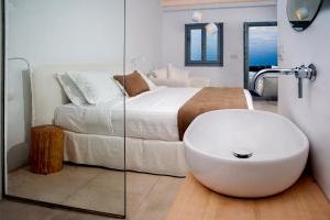 Alunia Incognito Suites - Adults Only Santorini Greece