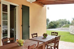 Santo Stefano 6 by Salogi Villas