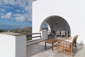 Parian Hill Residence Villa Paros Greece