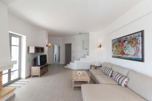 Parian Hill Residence Villa