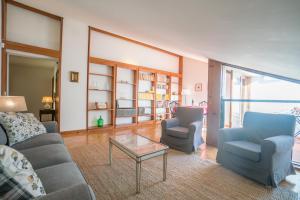 Amendoeiras terrace with river view