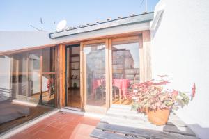 Amendoeiras terrace with river view