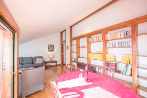 Amendoeiras terrace with river view