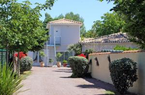 B&B / Chambres d'hotes Le Clos des Romarins : photos des chambres