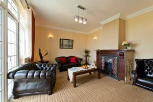 Cheltenham Cottage - Little England Cottages