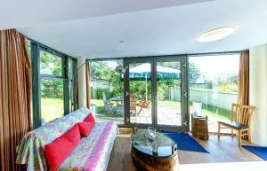 Villa Theresa - Ferienwohnung 1 - Neuhof