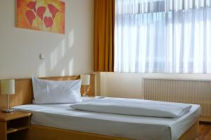 Comfort Single Room room in Hotel Zur Rebe