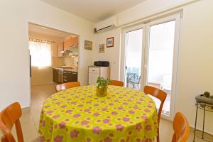 Apartment Monfiorenzo 1551