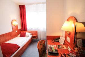Economy Single Room room in Hotel West an der Bockenheimer Warte