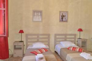 Appartements Mas du Notaire : Chambre Double