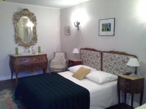 B&B / Chambres d'hotes Le Logis De Ruelle : photos des chambres