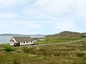1 Bayview Bungalow - Aultgrishin