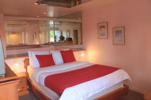 Motel Des Pays DEn Haut