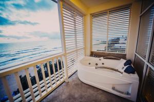 Beacon Beach Hotel Negombo