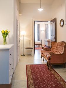 Codelli Deluxe Fresco City Centre APP With Balcony