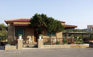 One-Bedroom Bungalow