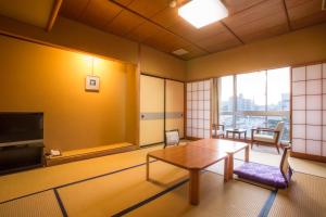 Japanese-Style Room with City View