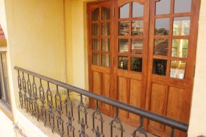 Cozy Candolim Apartment fully furnished for five adults