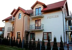 Willa Feniks - 韦巴