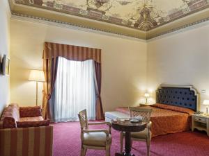 Superior Double or Twin Room room in Hotel Manganelli Palace