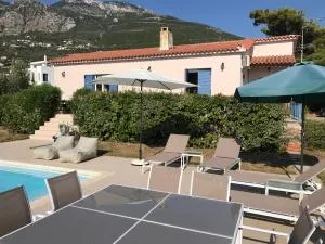 Irimar retreat managed by Hilltop Residences - 米科拉曼迪尼亚