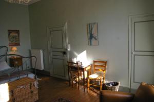 B&B / Chambres d'hotes L'Impasse du Temple : Chambre Triple