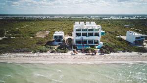 Beachfront Villa Solarium Garden House 1