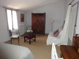 B&B / Chambres d'hotes Mas Les Micocouliers : photos des chambres