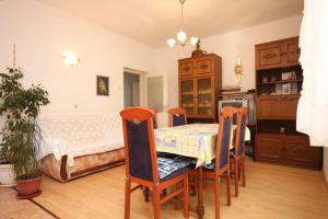Three-Bedroom Apartment with Terrace room in Apartments by the sea Ugljan - 8266
