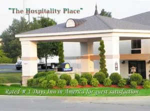 Days Inn by Wyndham Battlefield Rd/Hwy 65 - Ava