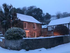 SPRING GARDENS B&B - 4hvězdičkové hotely ve městě Wadebridge