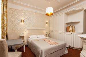 Hotels Hotel Bonaparte : photos des chambres