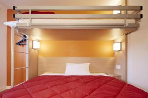 Hotels Premiere Classe Roissy CDG - Paris Nord 2 - Parc des Expositions : photos des chambres