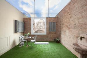 Enjoybcn Coliseum Apartments