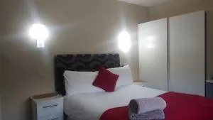 My Glasgow House Bishopbriggs - Steps