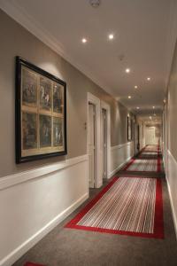 Hotels Pavillon Henri IV : photos des chambres