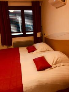 Hotels Le Champ des Lys : photos des chambres