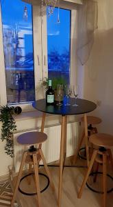 Dp Art 14 OLD TOWN Self check in