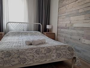 Dp Art 14 OLD TOWN Self check in