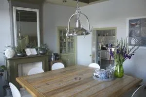 Lekker bij MaAs - 施德波斯