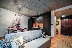 Miodowa Apartment by Loft Affair