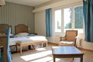 Hotels Logis Hotel Restaurant Spa Beau Site : photos des chambres