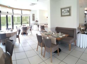 Hotels Logis Hotel Restaurant l'Oree Des Bois : photos des chambres