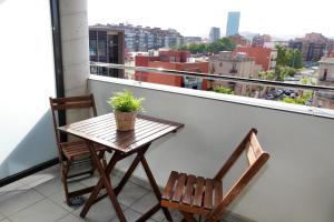 1216 - Forum Gardens Apartment