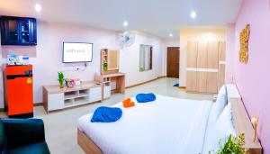 Walking Street Residence - Boutique Suites near the Beach & Walking Street