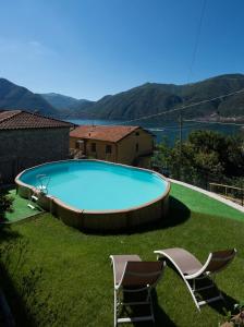 4-Bedroom Holiday Home room in Villa Lago di Como